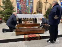 Strojenie kościoła na Boże Narodzenie